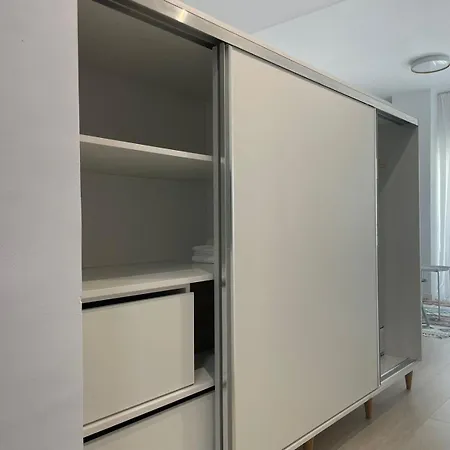 Seaside Gem * Sarandë