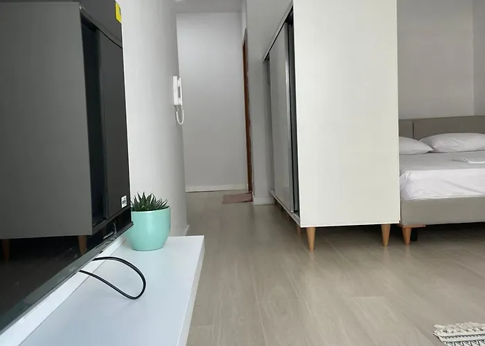 Seaside Gem Sarandë